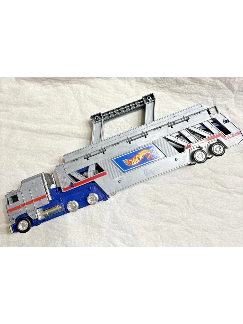 Hot Wheels Transport Truck and Trailer All Working Parts - Missing Wheels On Cab